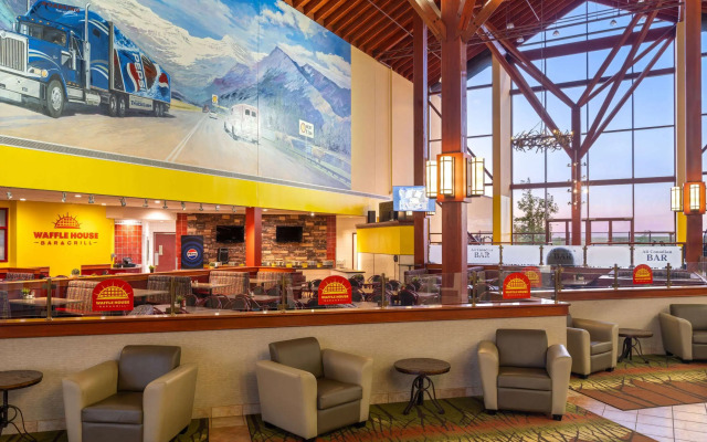 Super 8 by Wyndham Sherwood Park/Edmonton Area