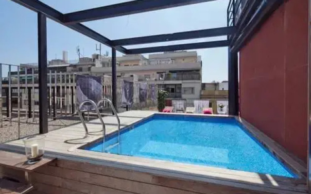 My Space Barcelona Pool City Center