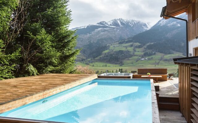 Chalet in Piesendorf with Sauna, Hot Tub, Pool, Whirlpool