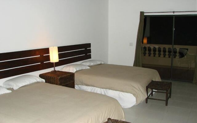 Wahoo Bay Beach Club & Resort