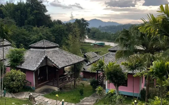Pai Love & Baan Chon Phao Resort
