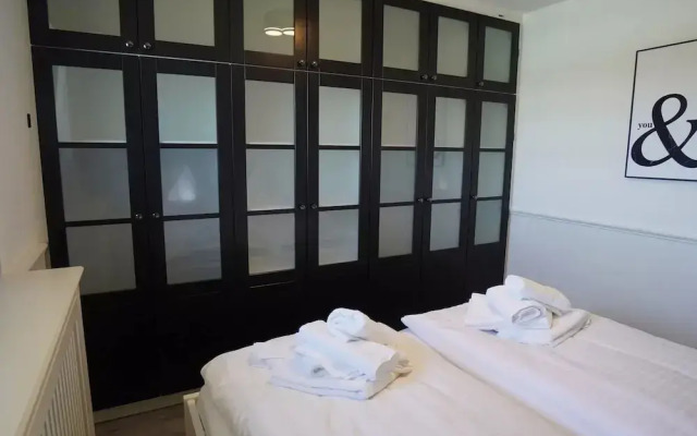 Penthouse by North Sea With Pool and Sauna