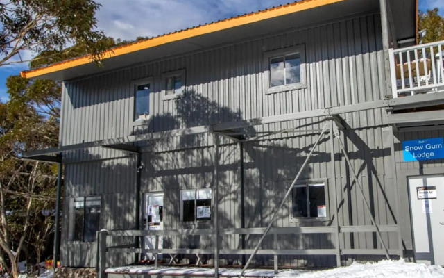 Snow Gum Apartment 2