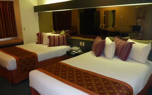 Rodeway Inn & Suites