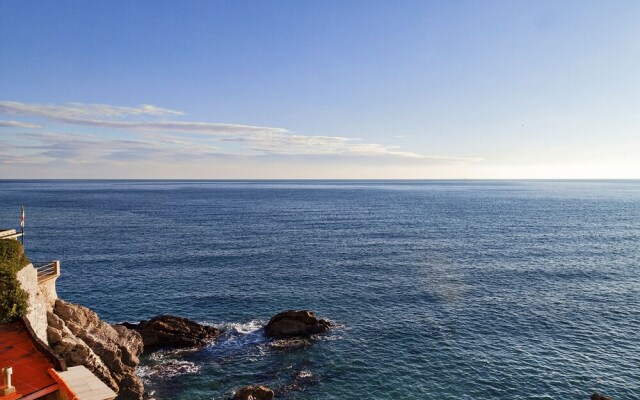 Sea Sound Apartment with Terrace