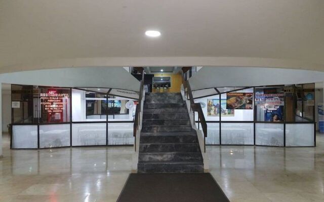 Edificio Nuevo Conquistador Apt 612