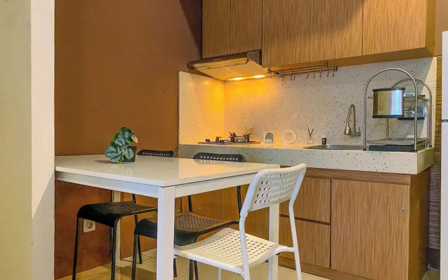 Comfy 2Br At Pakubuwono Terrace Apartment