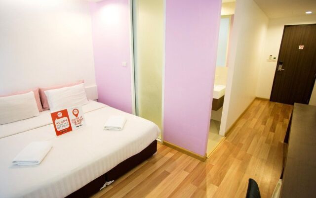 Nida Rooms Saladaeng 130 Silom Walk