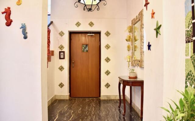 OYO 10240 Hotel Mayfair 1
