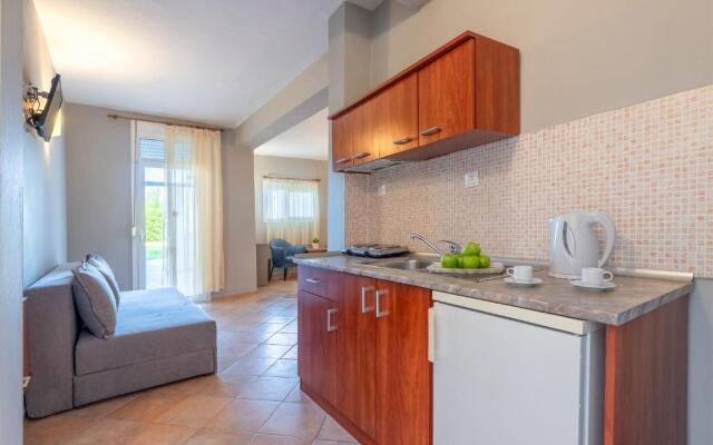 Ampelia Hotel