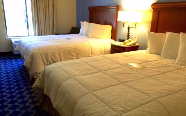 Days Inn Niantic Near Casinos