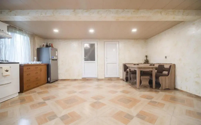 Cozy apartment near Kobuleti with mountain view 2
