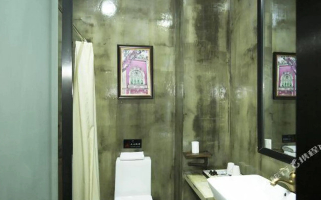 Aifeel Hotel (Hefei High-tech Zone Xiangzhang Avenue Jingui Subway Station)