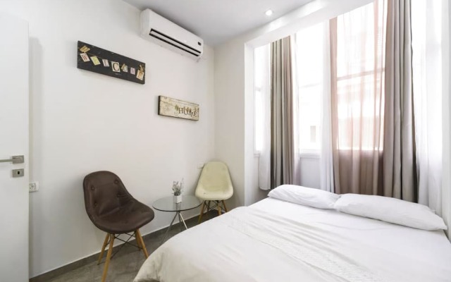 3 Bedrooms - Ben Yehuda