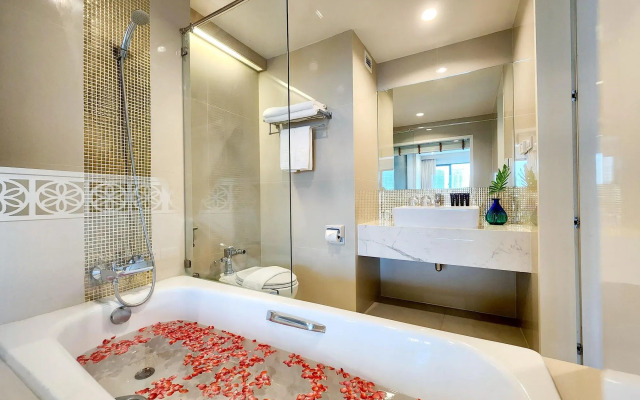 FuramaXclusive Pratunam Park Hotel