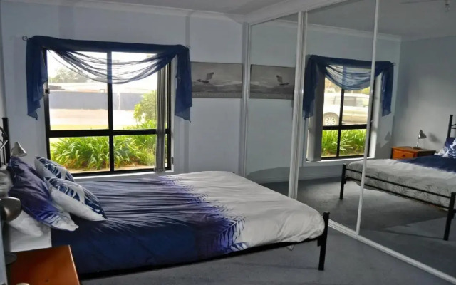 Coffin Bay Retreat