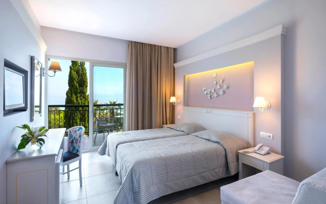 Delfinia Hotels