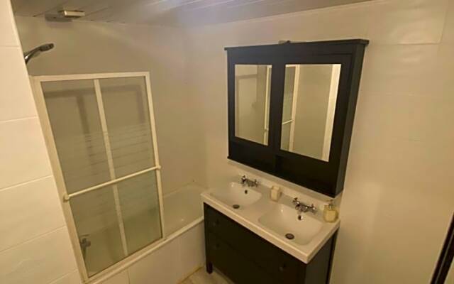 Chambre calme (Mercure) - proche Paris et TGV