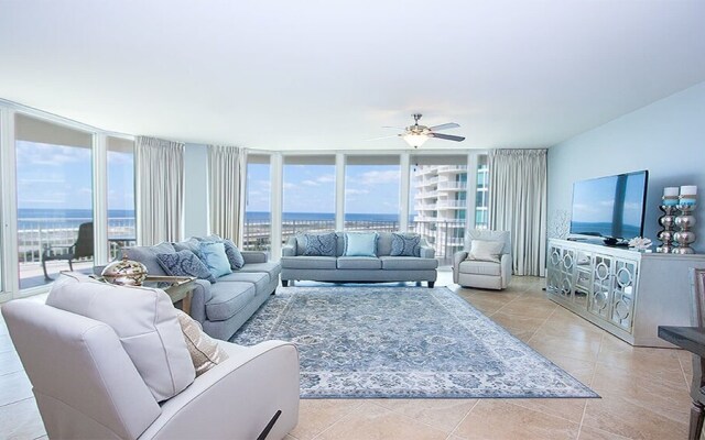 Crc0915 4 Bedroom Condo