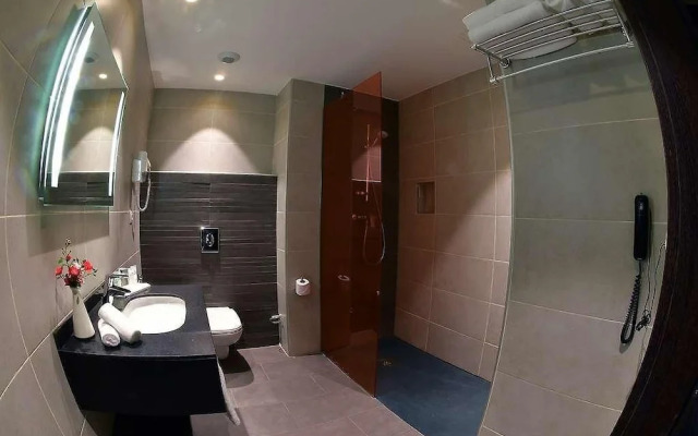 Al Naya Hotel