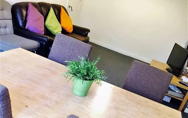 Birmingham Guest House 12