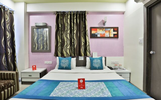OYO Flagship 2389 Hotel The Grand Pritam