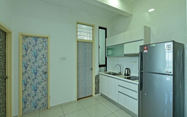 OYO Home 90401 D' Summit Residence