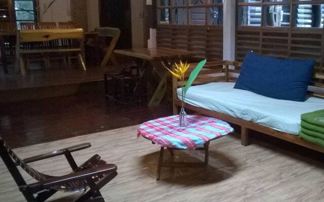 Ban Mai Phai Pha Holiday House