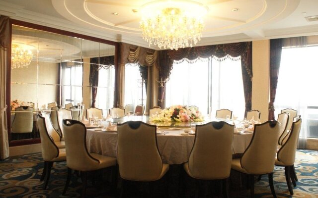 Phalam Jade Hotel
