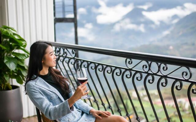 DeLaSol Sapa Hotel