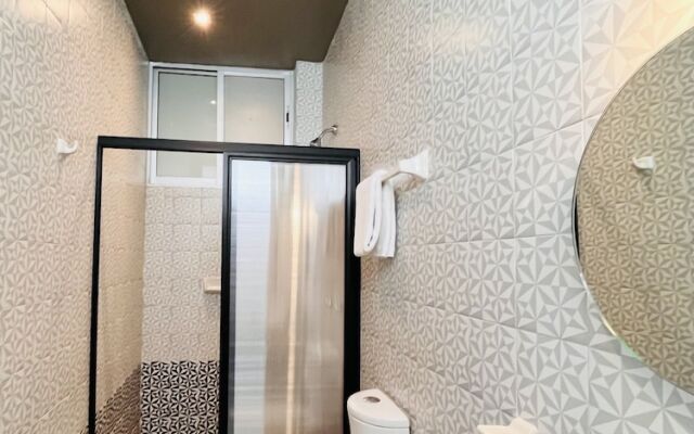 Marthas Suites & Hotel