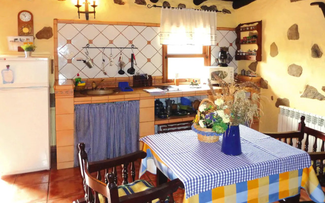 Apartment in Moya with communal pool