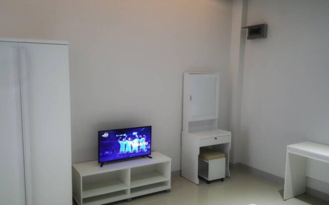 River Residence Saraburi Hotel