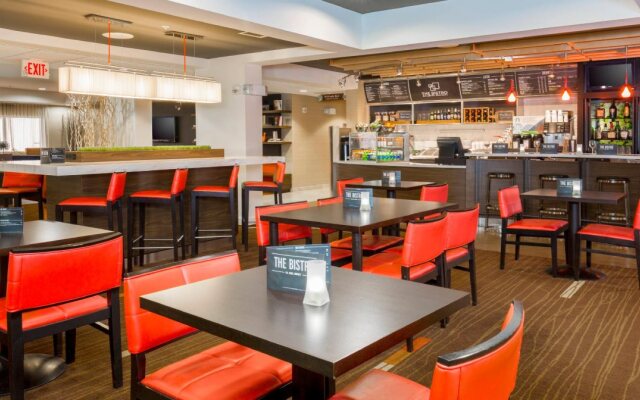 Courtyard by Marriott Chicago Bloomingdale
