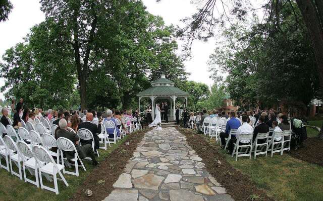 The Martha Washington Inn And Spa