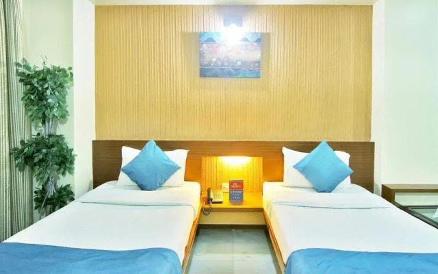ZO Rooms Sayajigunj Kalaghoda Circle
