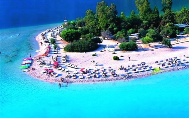 Magic Tulip Beach Hotel
