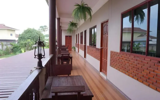 Sweet Home Chiang Khan