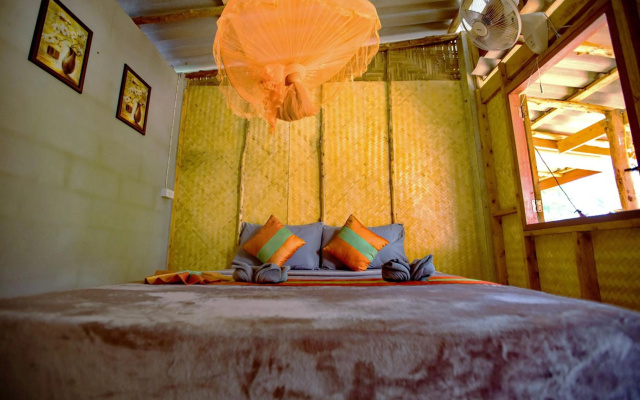 Ok Chawkoh Bungalow – Guest Rooms – Ko Lanta