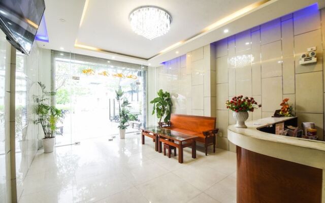 OYO 488 Hung Thu Hotel
