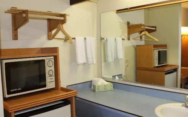 Economy Inn Watsonville