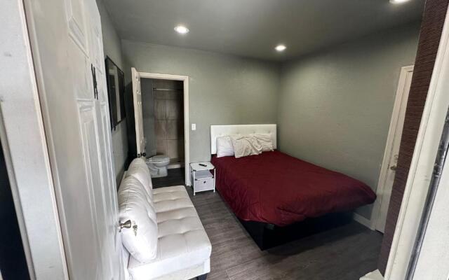Mountain Trail Lodge & Vacation Rentals