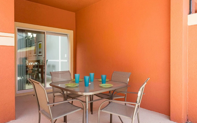 Majesty Palm Townhome 8958