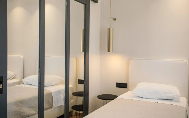 Iphimedeia Apartments & Suites