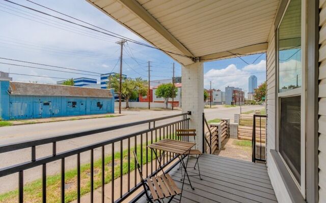 Abode Dallas - The Cedars Downtown