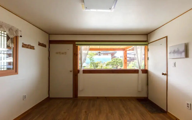 Seonamsan Hanok Pension