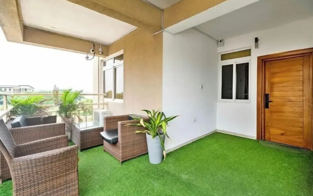 Shortlets Apartment by Tomi