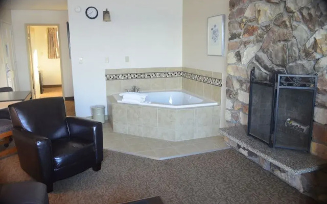 Sailor Jack's Oceanfront Inn