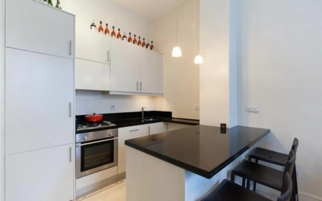 Eson2 - The Dawson Place in Notting Hill