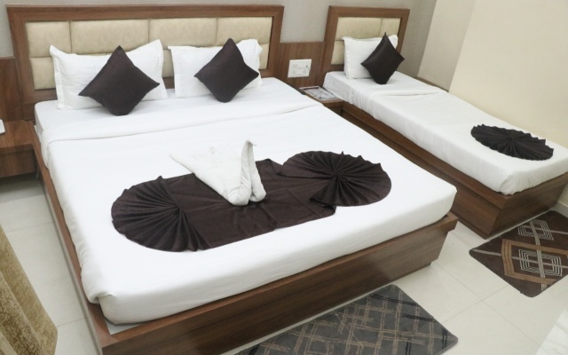 Hotel Grand Royal